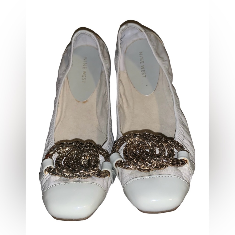 WOMENS NINE WEST 'Avagh' FLAT (Ivory) 8M Gold Detail Leather
